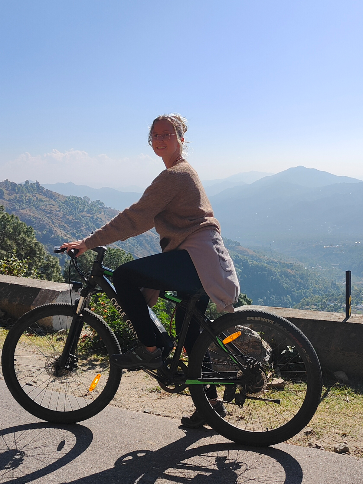 Cyclist experiencing India by bicycle